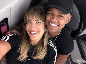 Lore Improta confirma fim de namoro com Léo Santana