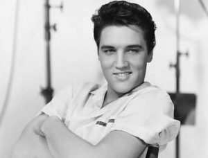 Mulher de Elvis Presley diz que ele cometeu suicídio 
