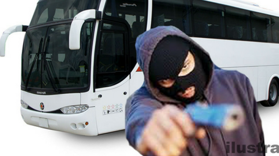 Assalto em ônibus gera indenização para passageiros roubados