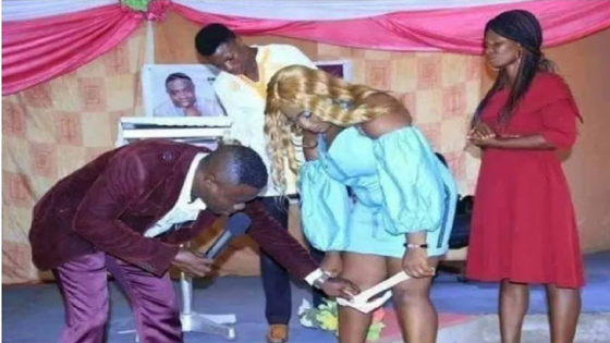Pastor pede para mulheres tirar a calcinha