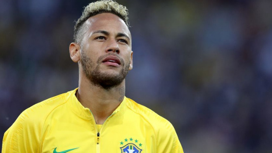Neymar troca Marquezine por outra Bruna
