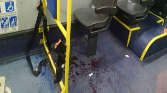 Passageiro mata ladrão dentro de ônibus na Suburbana