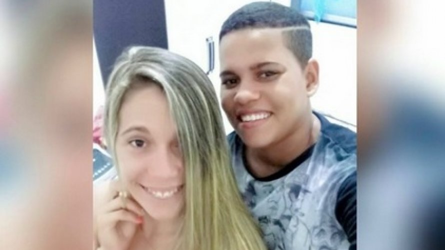 Casal de NAMORADAS são assassinadas a tiros na Bahia