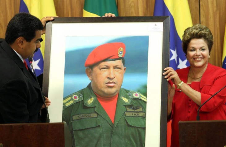 PT e movimentos de esquerda publicam manifesto de apoio a Maduro