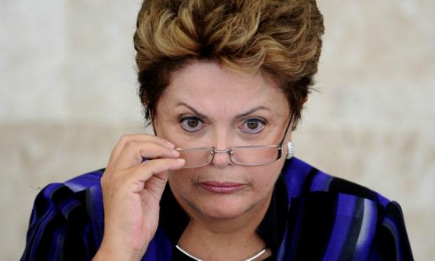 Dilma se diz ‘boquiaberta’ com prisão de Michel Temer