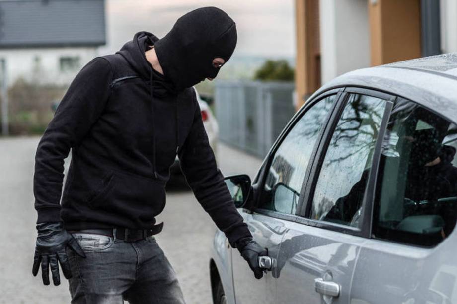 Quem tem carro roubado pode pedir devolução do IPVA