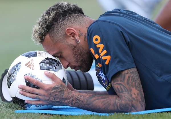 CBF cogita afastar Neymar