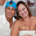Mãe de Neymar