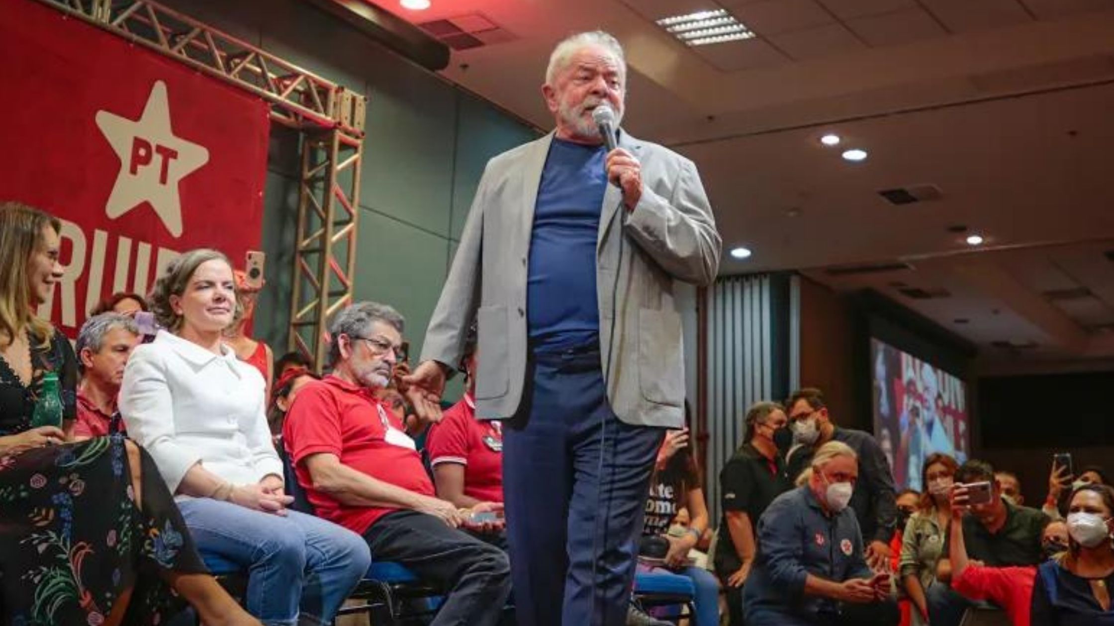 Lula defende Otto Alencar